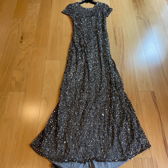 Adrianna Papell sequined formal gown. Size 8. Perfect condition. - Picture 1 of 4